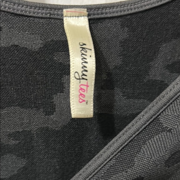 “Skinny Tees” Flattering Black and Gray Camouflage Tanks both for $10. - Picture 2 of 3